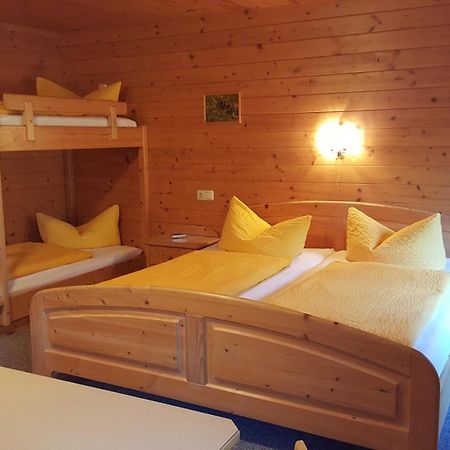 Alpengasthof Brueggele Alberschwende Chambre photo