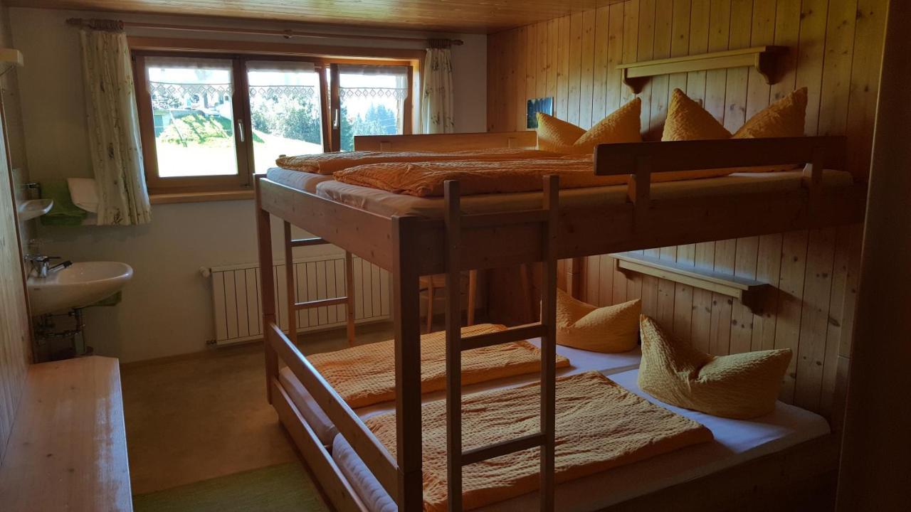 Alpengasthof Brueggele Alberschwende Chambre photo