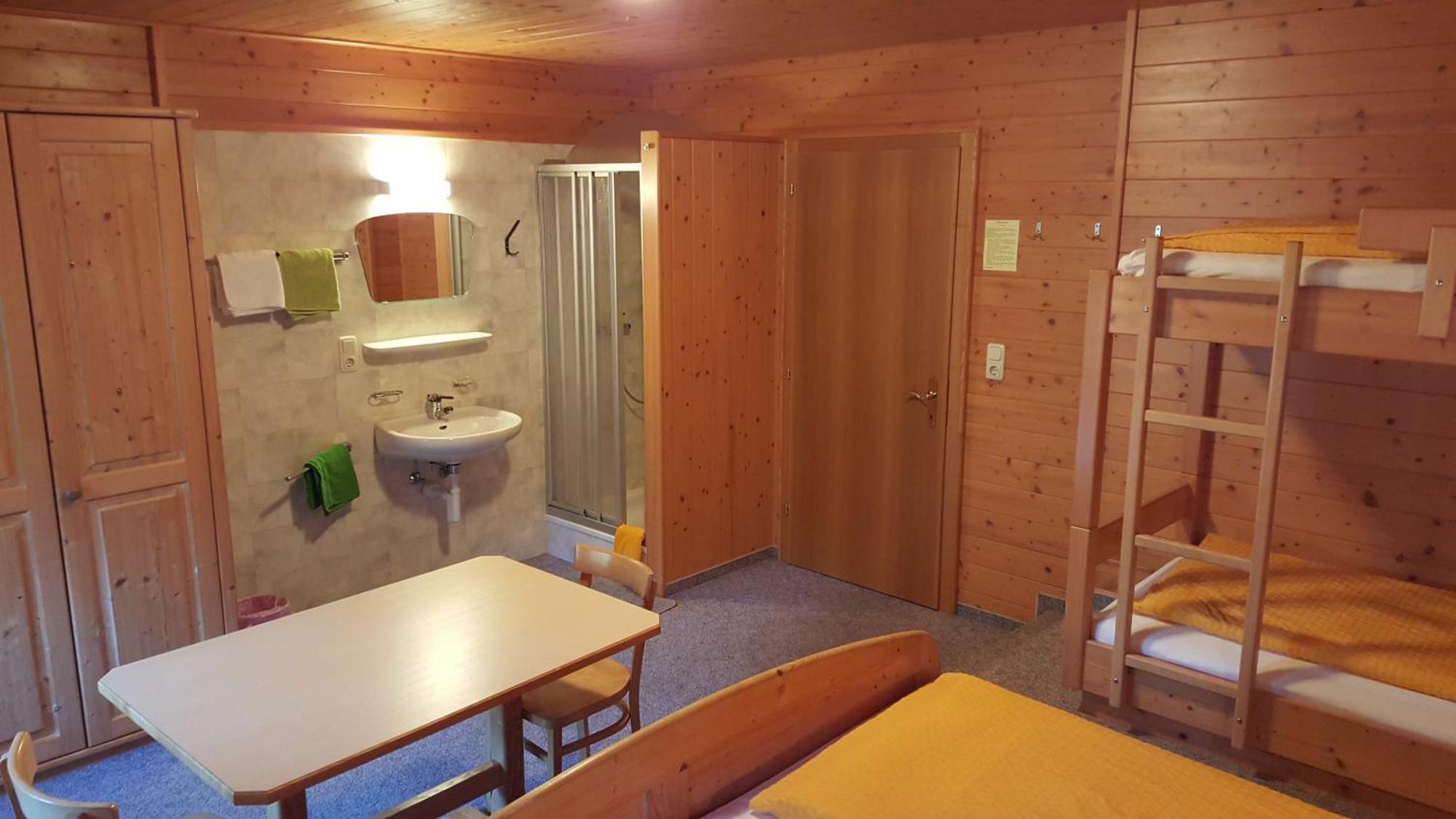 Alpengasthof Brueggele Alberschwende Chambre photo